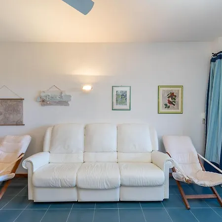 Residenze Coda Cavallo 圣特奥多罗