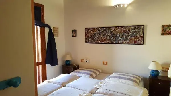 Residenze Coda Cavallo דירה *